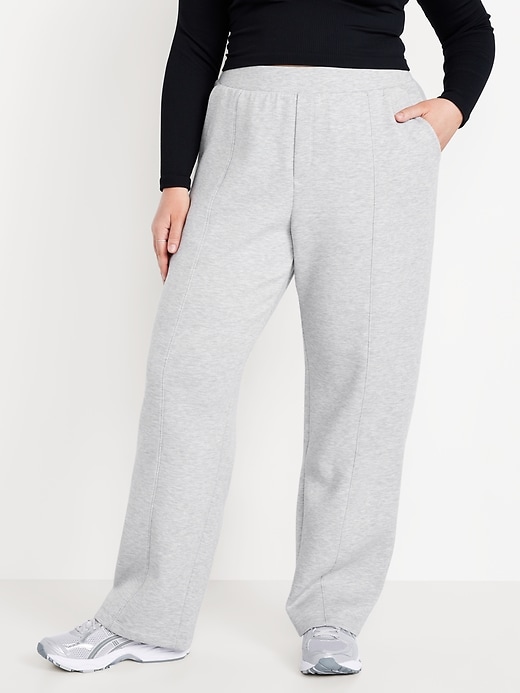Image number 7 showing, High-Waisted Bounce Fleece Trouser Sweatpants