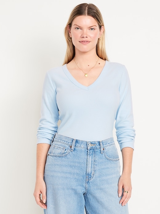Image number 4 showing, Long-Sleeve Cozy V-Neck Top