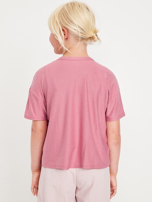 Image number 2 showing, CloudMotion Cropped Graphic Performance T-Shirt for Girls