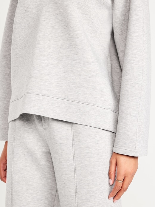 Image number 5 showing, Bounce Fleece V-Neck Cocoon Sweatshirt