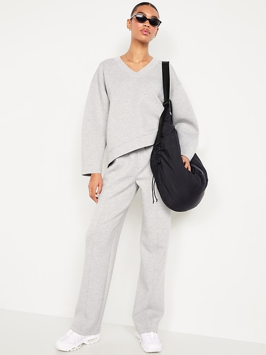 Image number 3 showing, Bounce Fleece V-Neck Cocoon Sweatshirt