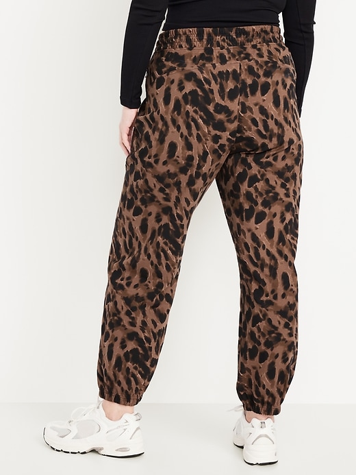 Image number 6 showing, High-Waisted Dynamic Fleece Sweatpants