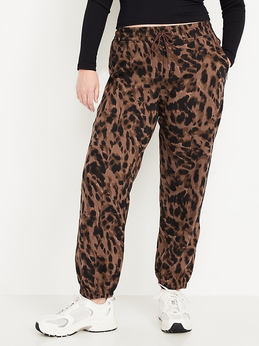 Image number 5 showing, High-Waisted Dynamic Fleece Sweatpants