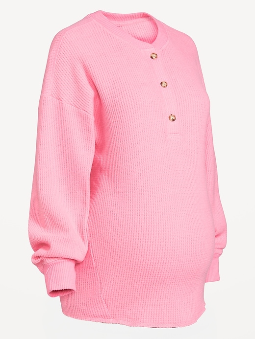 Image number 2 showing, Maternity Oversized Waffle T-Shirt