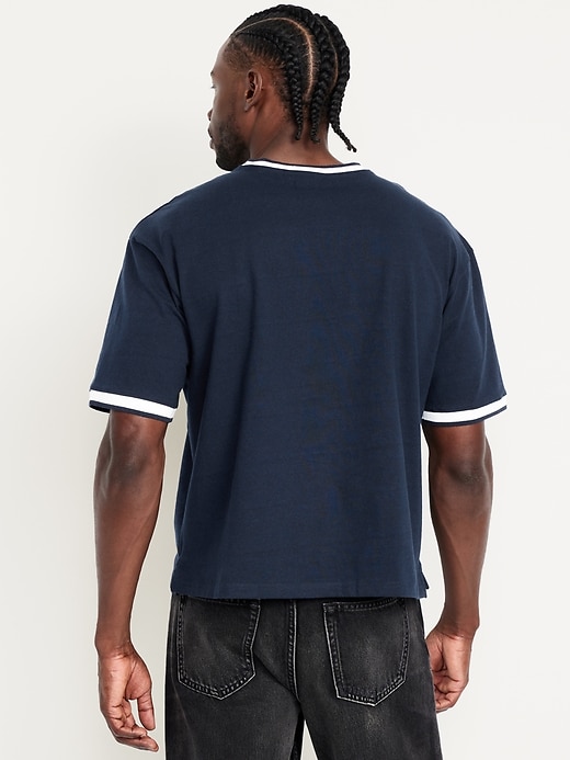 Image number 2 showing, Heavyweight Cropped V-Neck T-Shirt