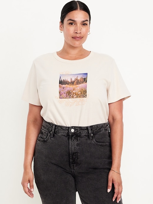 Image number 7 showing, EveryWear Crew-Neck Graphic T-Shirt