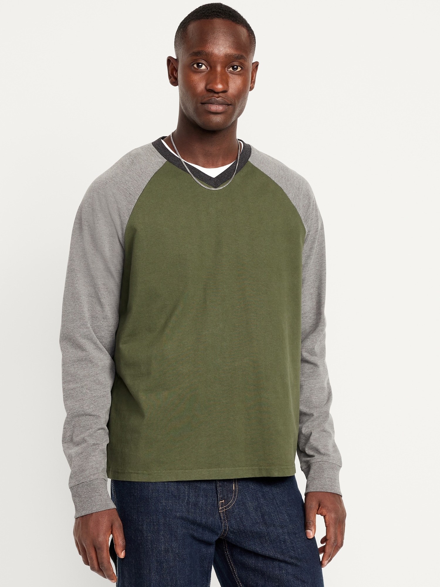 Heavyweight V-Neck Raglan T-Shirt