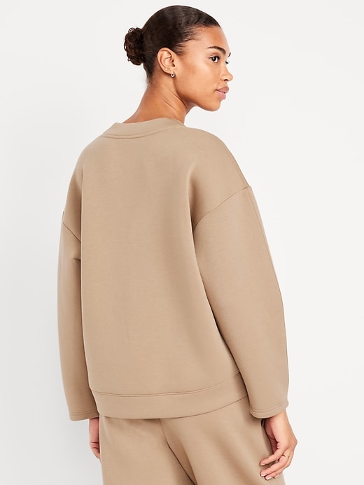 Image number 2 showing, Bounce Fleece V-Neck Cocoon Sweatshirt