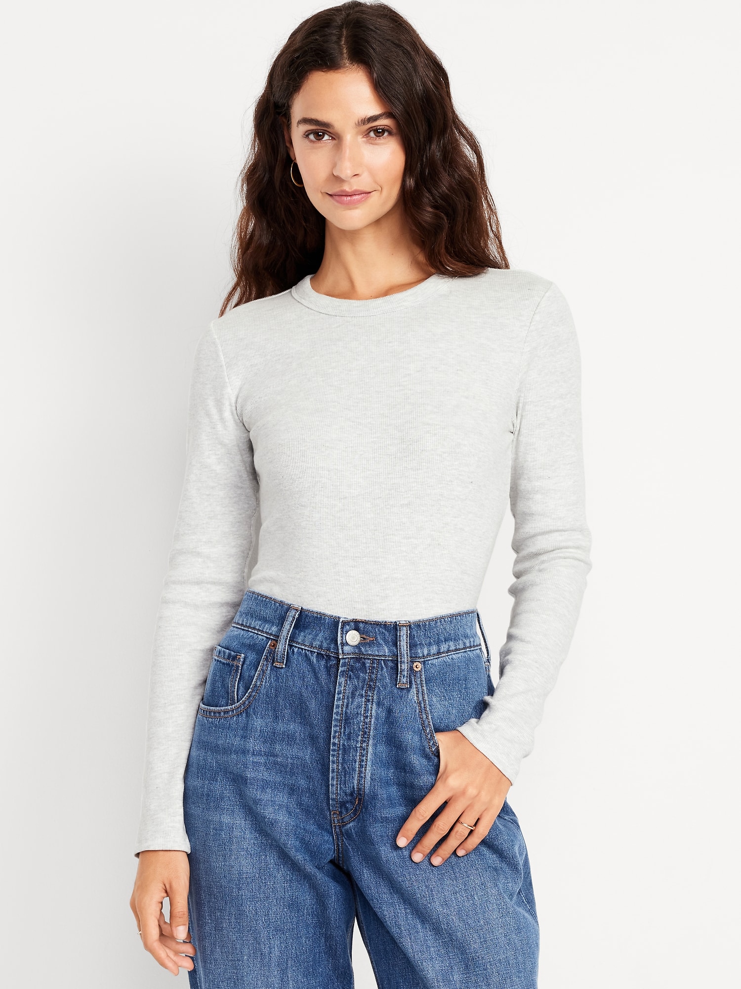 Snug Crew-Neck Long-Sleeve T-Shirt