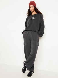 Image number 3 showing, SoComfy Oversized Graphic Raglan Sweatshirt