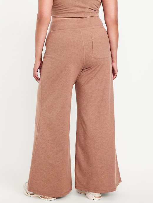 Image number 7 showing, Extra High-Waisted CloudComfy Wide-Leg Pants