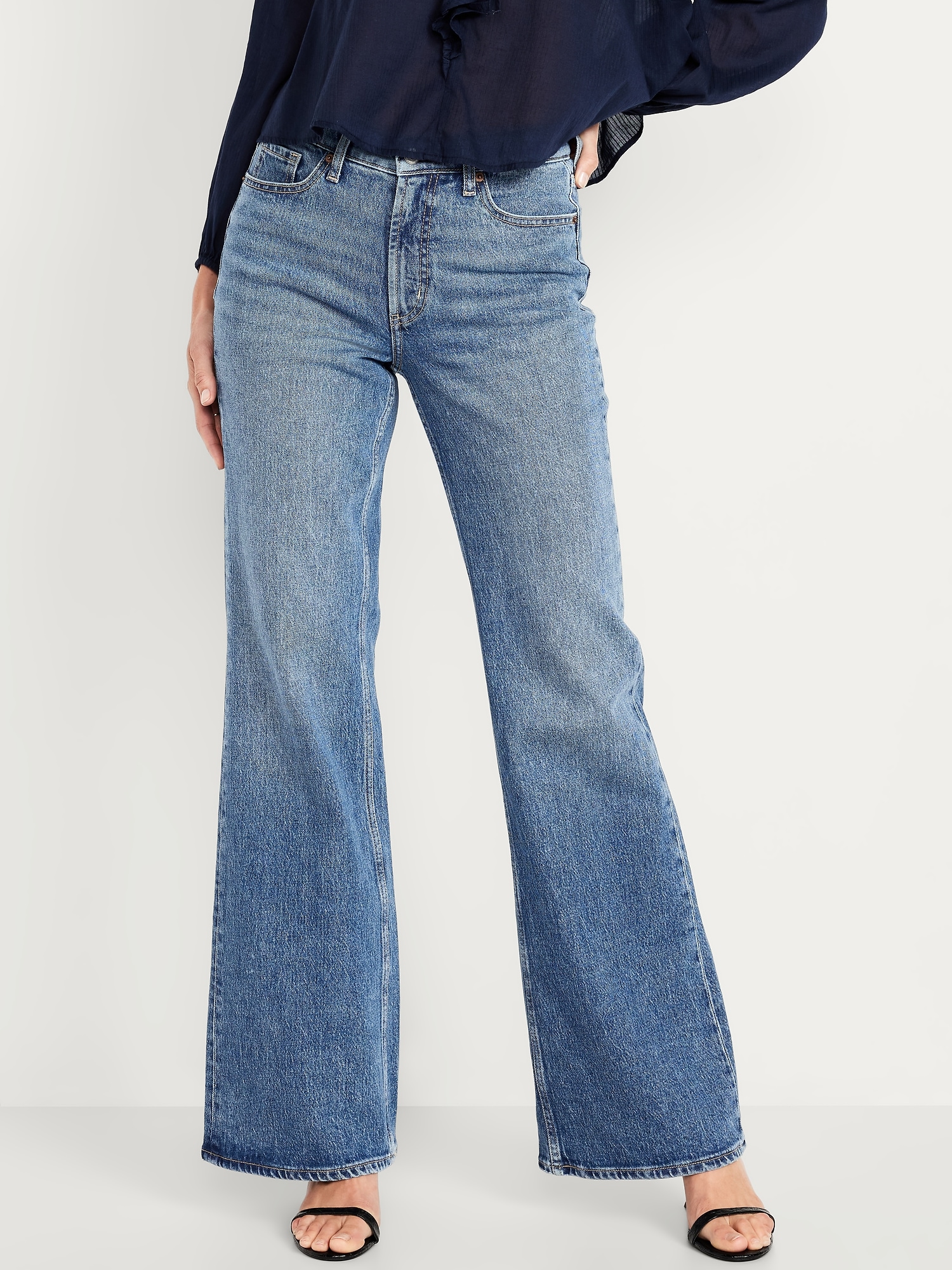 Mid-Rise Loose Boot-Cut Jeans
