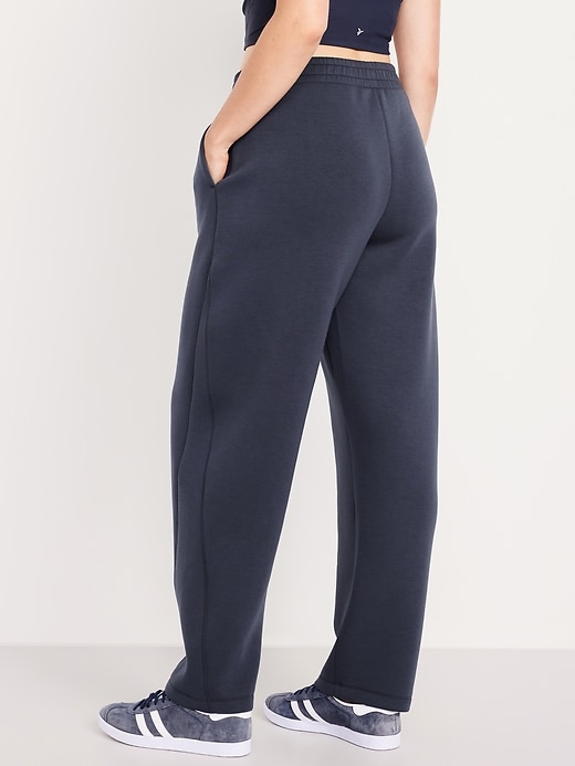 Image number 5 showing, High-Waisted Bounce Fleece Barrel Sweatpants