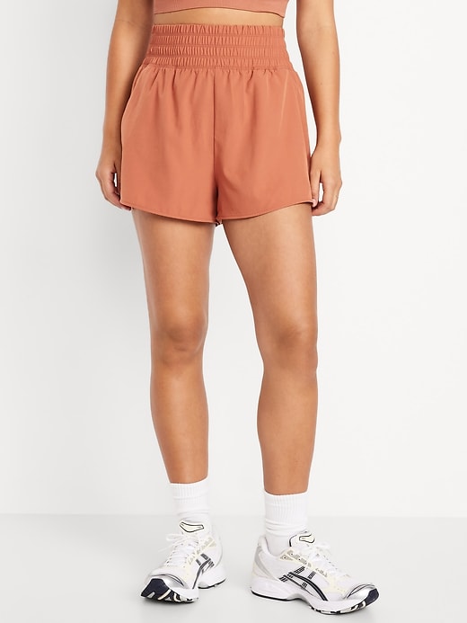 Image number 5 showing, Extra High-Waisted Crinkle Run Shorts -- 3-inch inseam