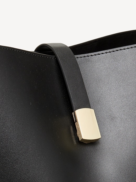 Image number 5 showing, Large Preppy Bucket Bag