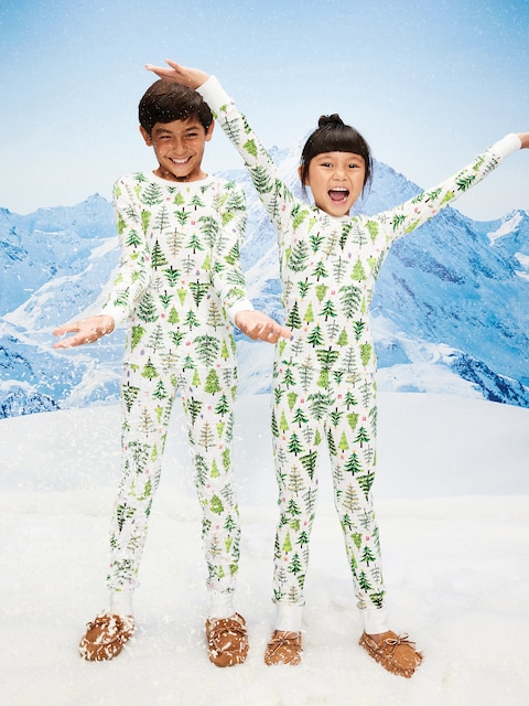 Gender-Neutral Snug-Fit Graphic Pajama Set for Kids - Christmas Tree (Match The Fam!)