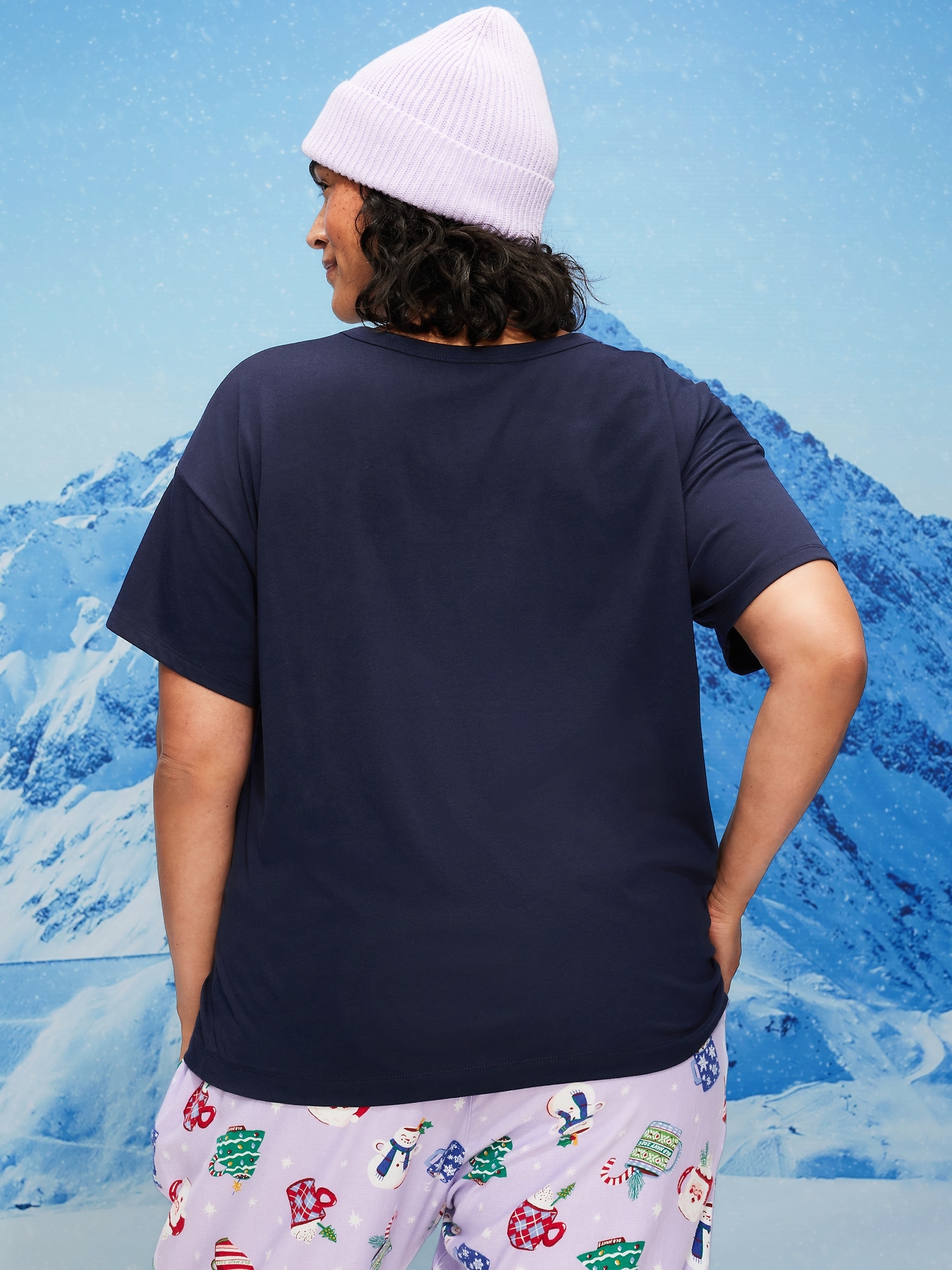 Holiday-Graphic Crew-Neck T-Shirt for Women