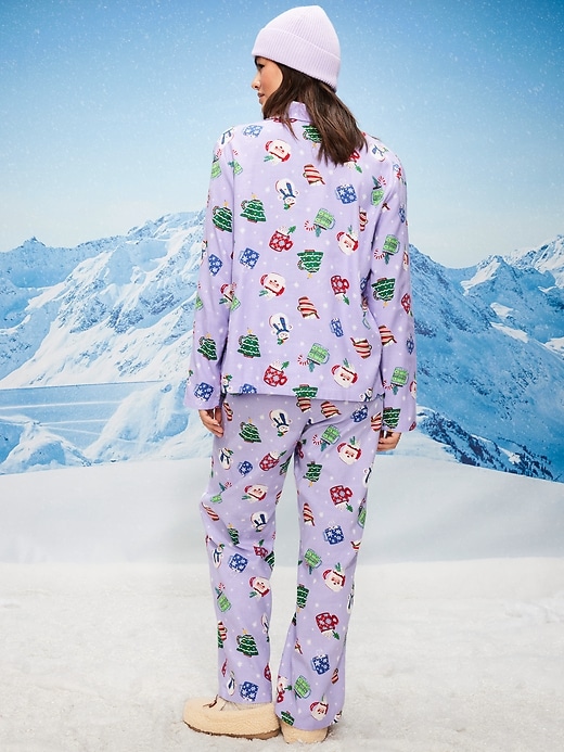 Image number 6 showing, Printed Flannel Pajama Pant Set for Women