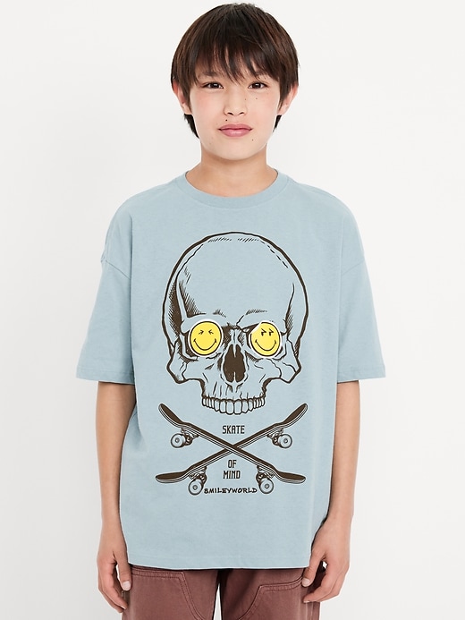 Image number 1 showing, Smiley World™ Oversized Graphic T-Shirt for Boys