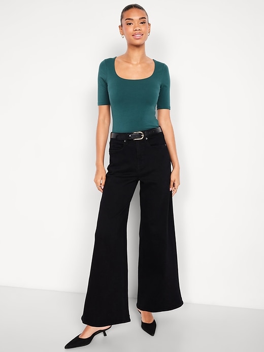 Image number 3 showing, Fitted Double-Layer Elbow-Sleeve Scoop-Neck Top