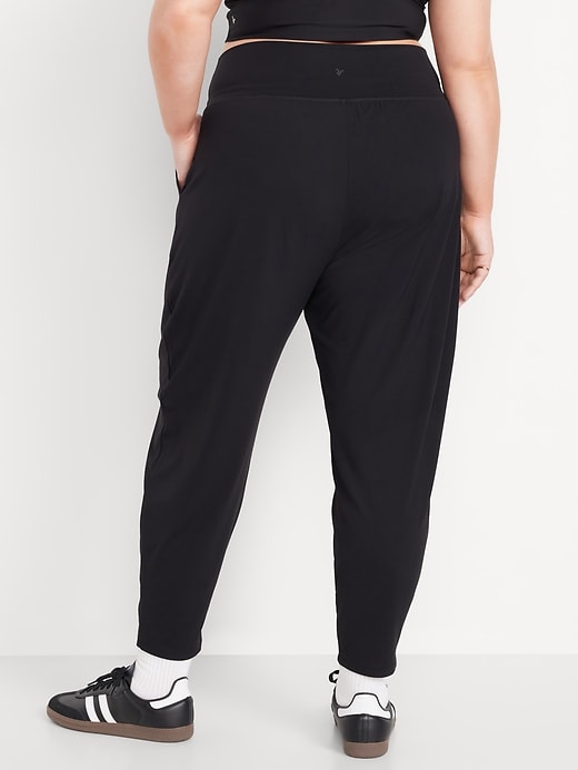 Image number 7 showing, High-Waisted StudioSmooth Jogger