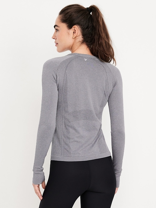 Image number 2 showing, Fluid Seamless Fitted Top