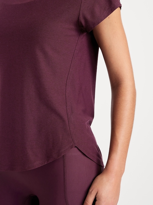 Image number 4 showing, CloudMotion Base Layer T-Shirt