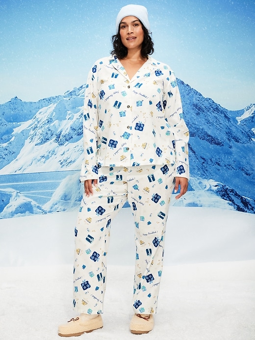 Image number 7 showing, Printed Flannel Pajama Pant Set for Women