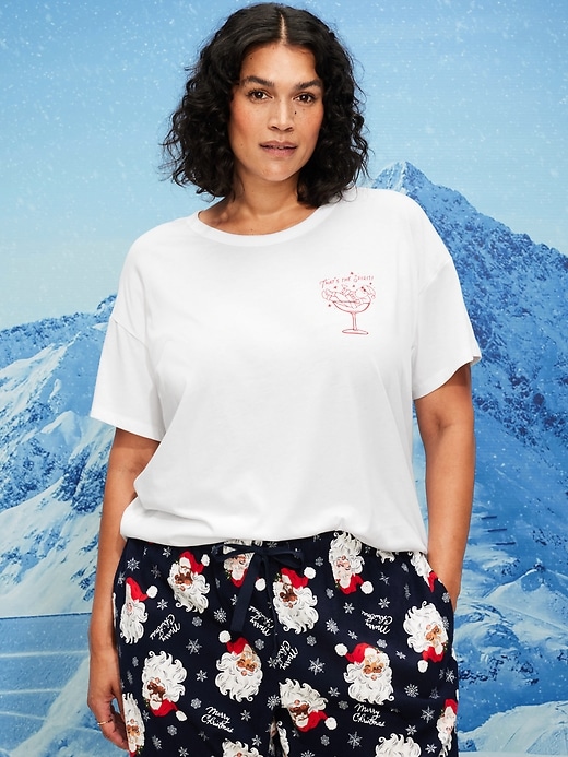 Image number 7 showing, Holiday-Graphic Crew-Neck T-Shirt for Women
