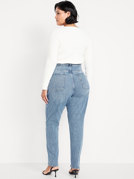 Image number 7 showing, Curvy Extra High-Waisted Straight Jeans