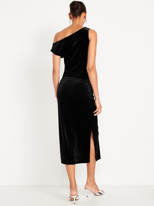 Image number 2 showing, High-Waisted Ruched Velvet Midi Skirt