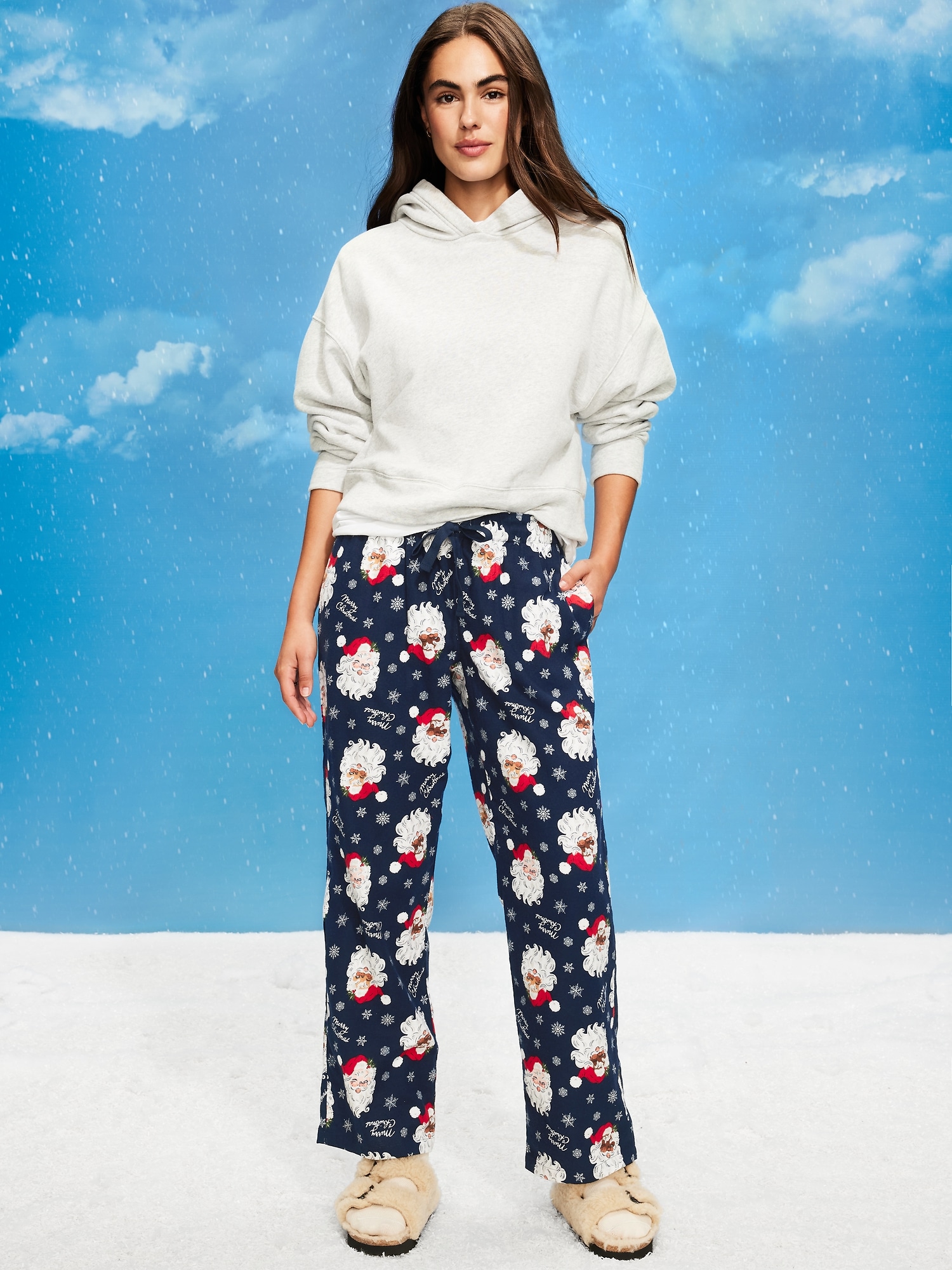 Old Navy x Disney Mid-Rise Printed Flannel Pajama Pants for Women