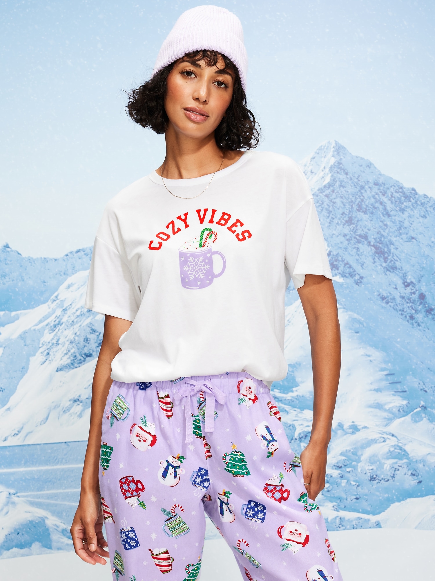 Holiday-Graphic Crew-Neck T-Shirt for Women