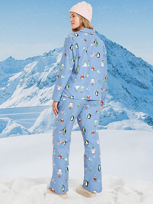 Image number 6 showing, Printed Flannel Pajama Pant Set for Women