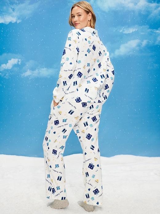 Image number 6 showing, Printed Flannel Pajama Pant Set for Women