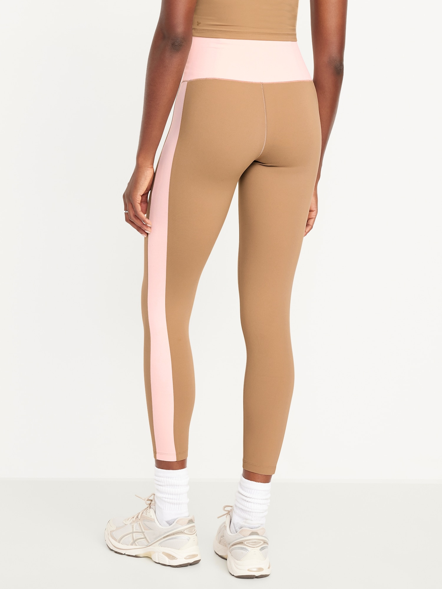 Extra High-Waisted StudioSmooth 7/8 Leggings