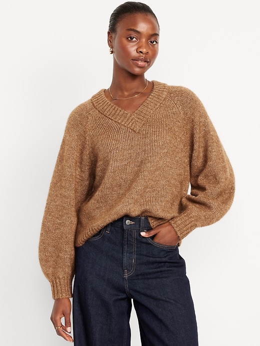 Image number 1 showing, Cozy Cropped V-Neck Sweater