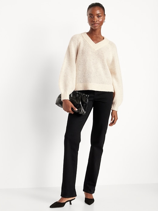 Image number 3 showing, Cozy Cropped V-Neck Sweater