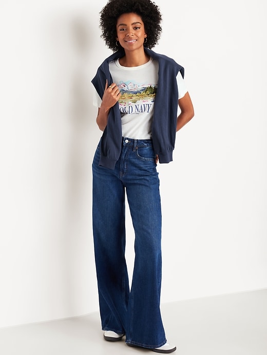Image number 3 showing, Crew-Neck Logo-Graphic T-Shirt