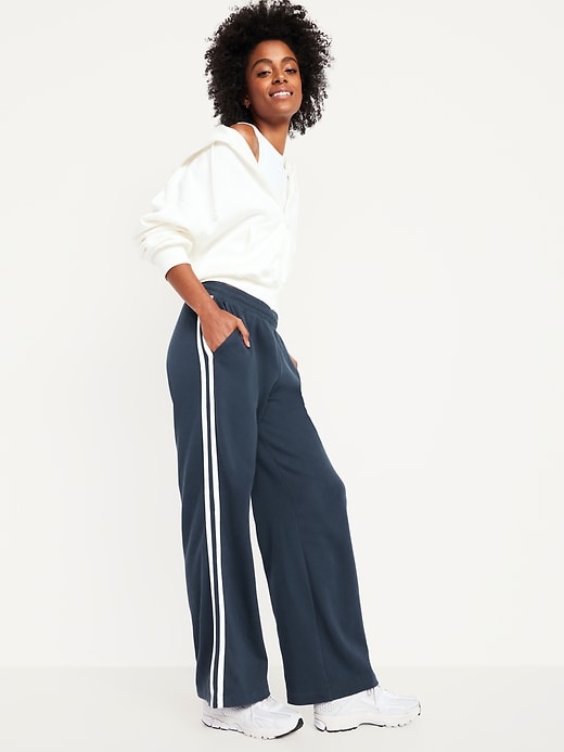 Image number 3 showing, High-Waisted SoComfy Wide-Leg Sweatpants