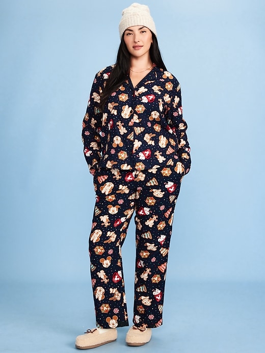 Image number 5 showing, Old Navy x Disney Mid-Rise Printed Flannel Pajama Pants for Women
