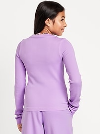 Image number 2 showing, Fitted Seamless Long-Sleeve Ribbed Performance Top for Girls
