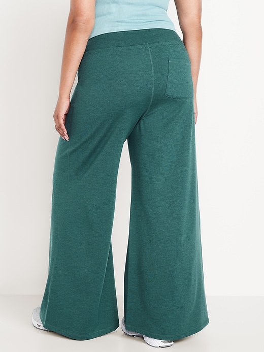 Image number 5 showing, Extra High-Waisted CloudComfy Wide-Leg Pants