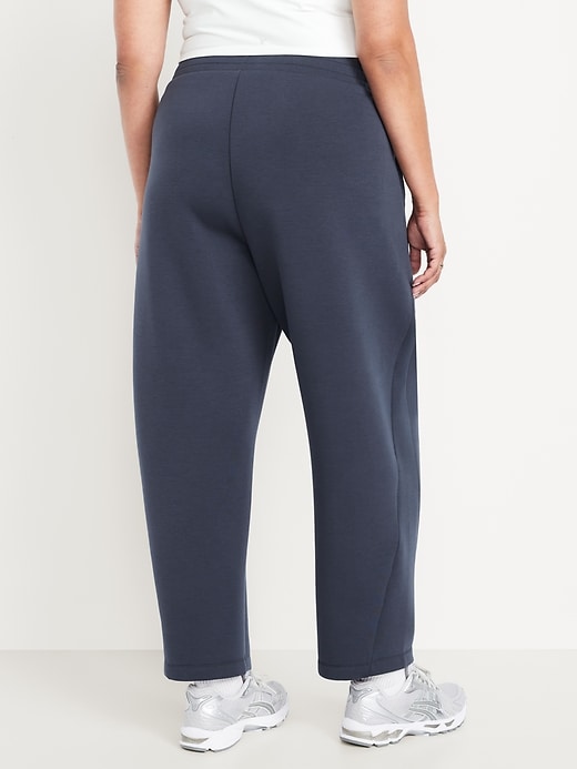 Image number 7 showing, High-Waisted Bounce Fleece Barrel Sweatpants