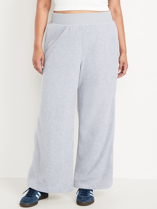 Image number 6 showing, Extra High-Waisted Microfleece Wide-Leg Pants