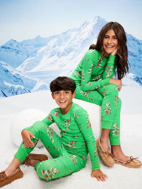 Gender-Neutral Snug-Fit Graphic Pajama Set for Kids - Dog Party (Match The Fam!)