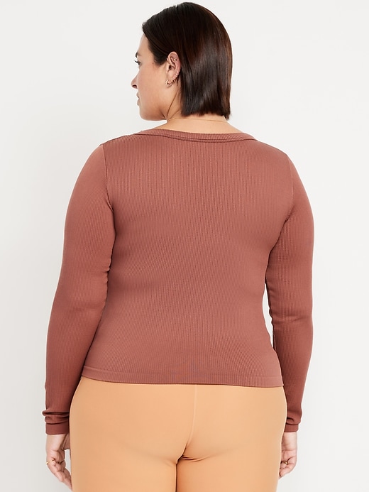 Image number 8 showing, Exhale Seamless Fitted Rib T-Shirt