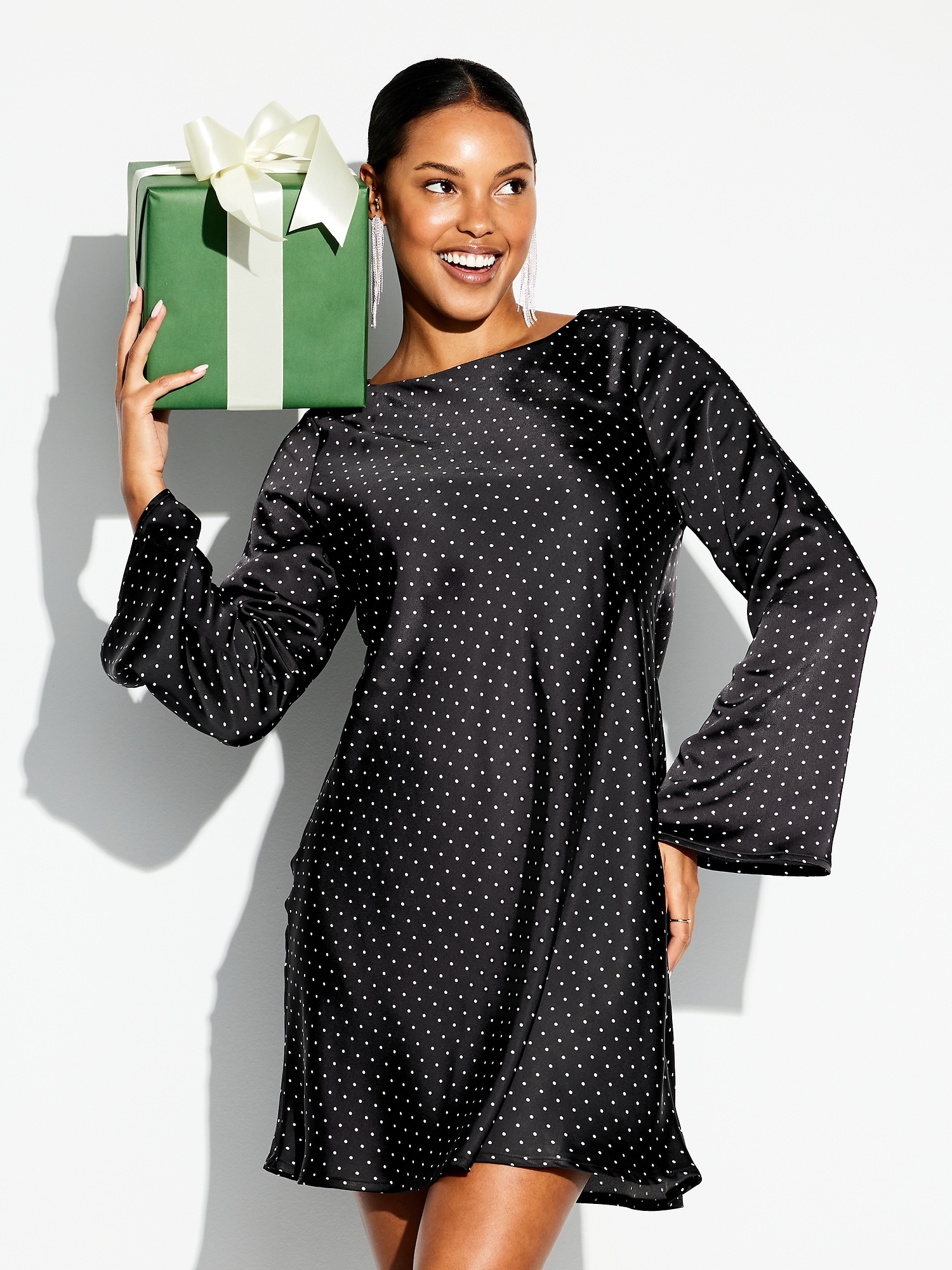 USAマンハッタン赤オールラウンダー美品 The Occasion by Old Navy Satin Flare-Sleeve Mini Dress | Old Navy