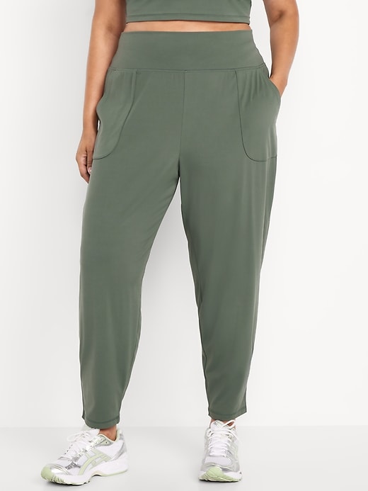 Image number 6 showing, High-Waisted StudioSmooth Jogger