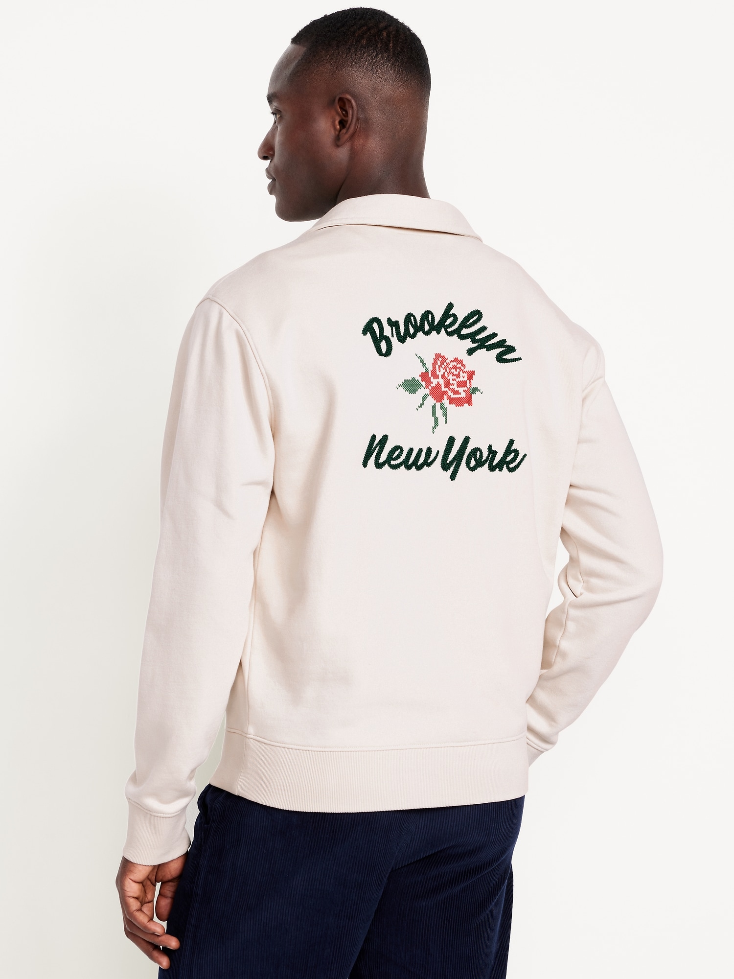 Collared Graphic Fleece Pullover